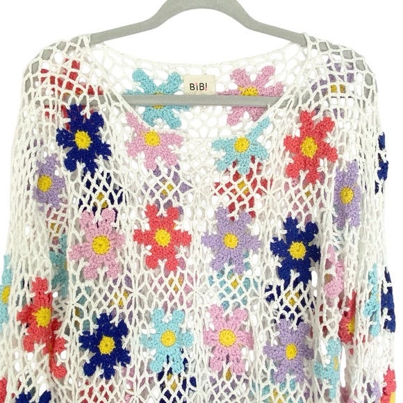 BiBi Crochet Floral Knit Long Sleeve Sweater Top Womens Size Medium Boho - Picture 5 of 8